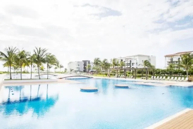 Marea Azul Condominium By Chezplaya Playa del Carmen Aparthotel
