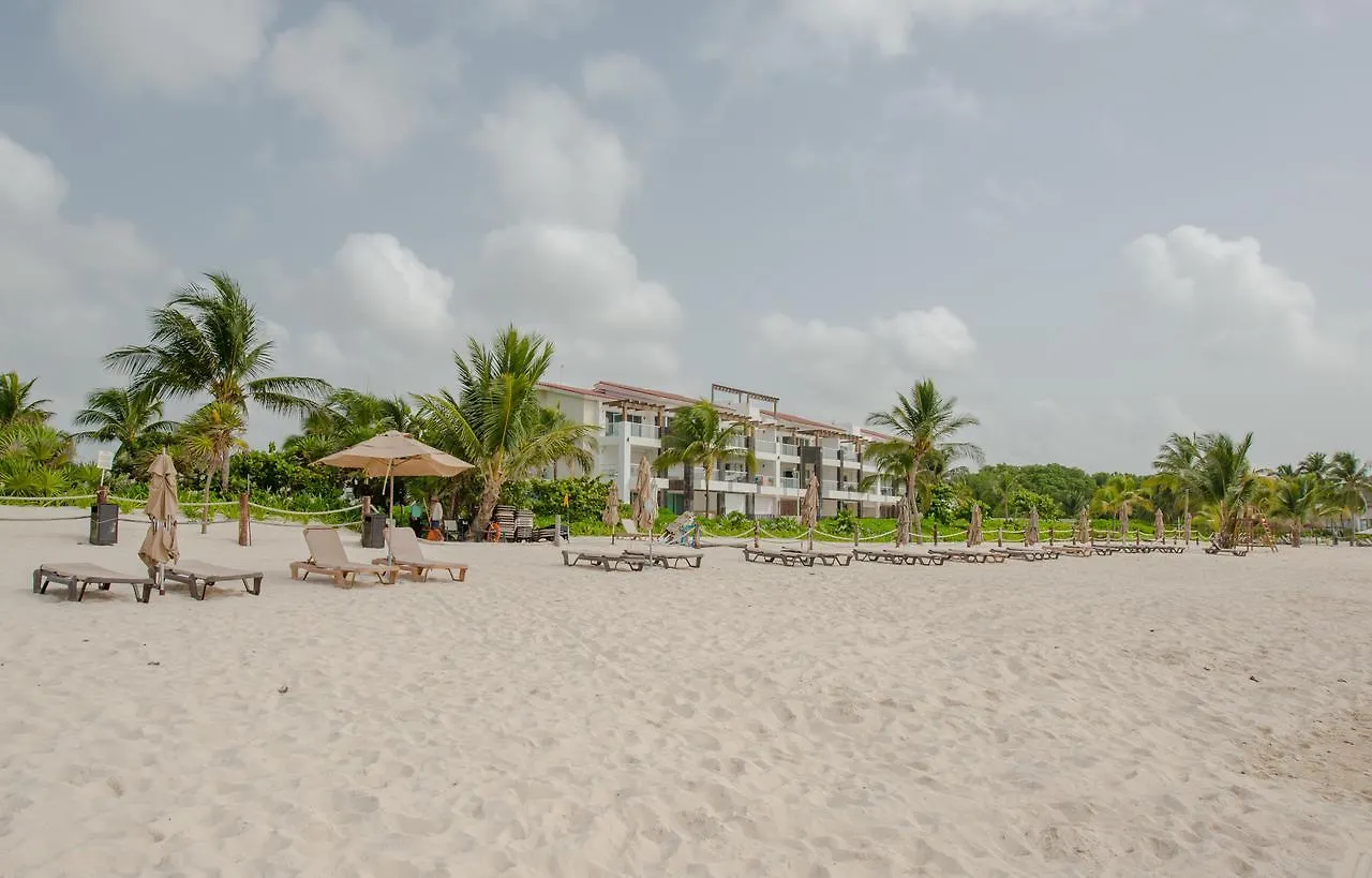 Marea Azul Condominium By Chezplaya Playa del Carmen Mexico