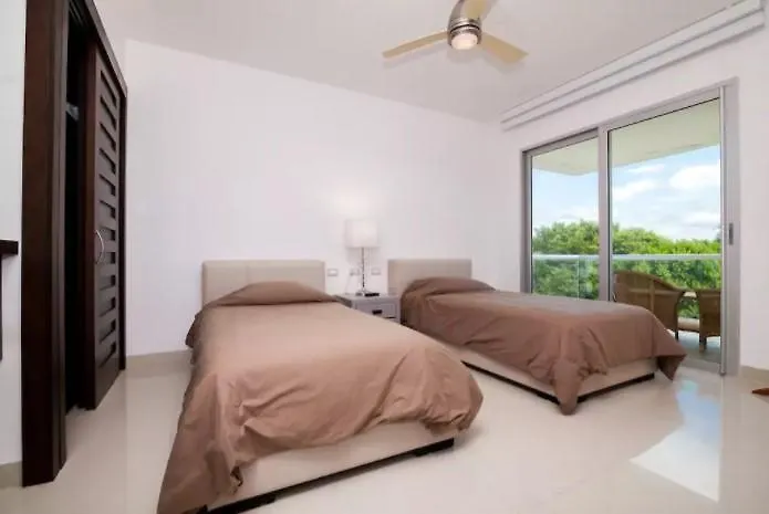 Marea Azul Condominium By Chezplaya Playa del Carmen Aparthotel