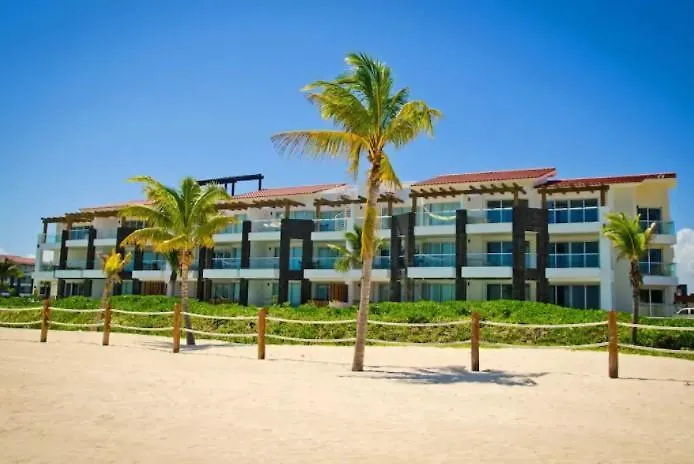 Marea Azul Condominium By Chezplaya Playa del Carmen Aparthotel