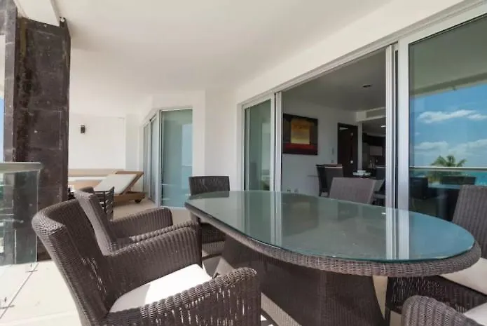 Marea Azul Condominium By Chezplaya Playa del Carmen