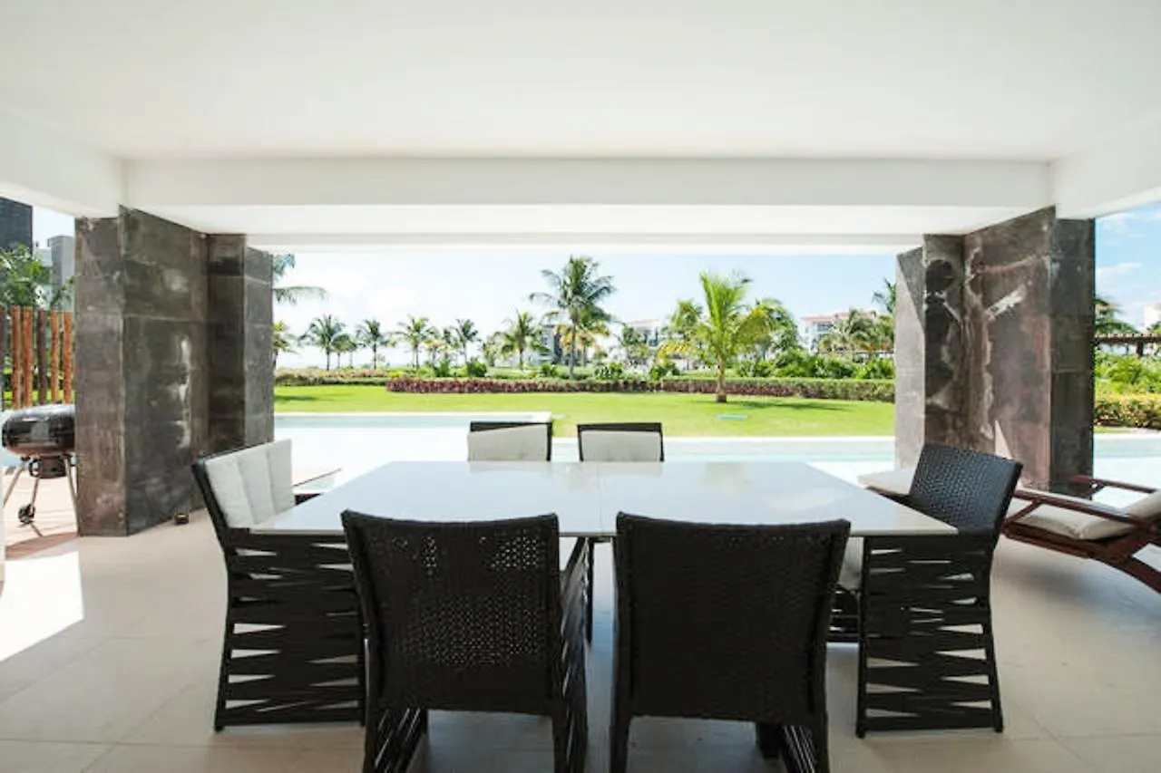 Marea Azul Condominium By Chezplaya Playa del Carmen Aparthotel